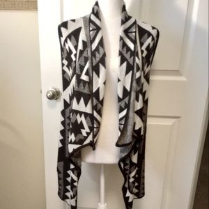 Say What? cotton black, white, gray poncho vest. Medium